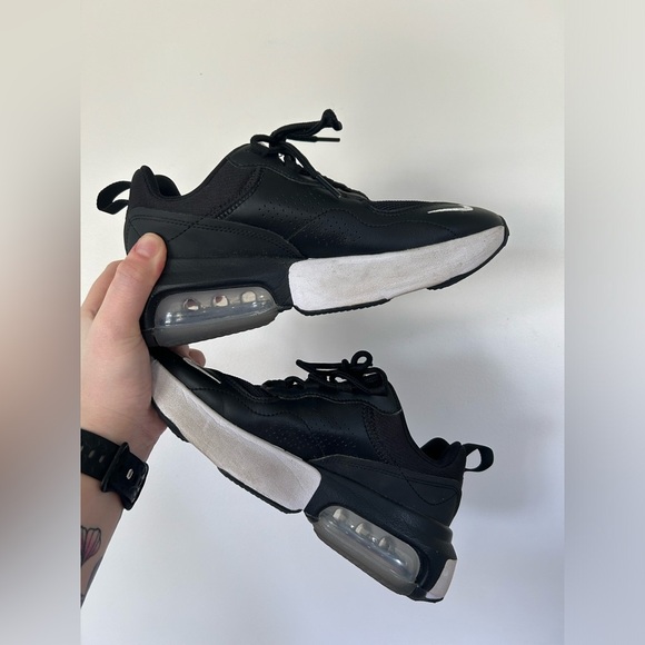 Nike Air Max Verona Women's Shoe- Black Anthracite - Picture 5 of 11